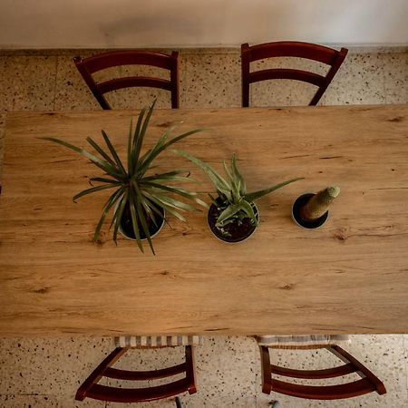 Katka Hostel Larnaca Eksteriør billede