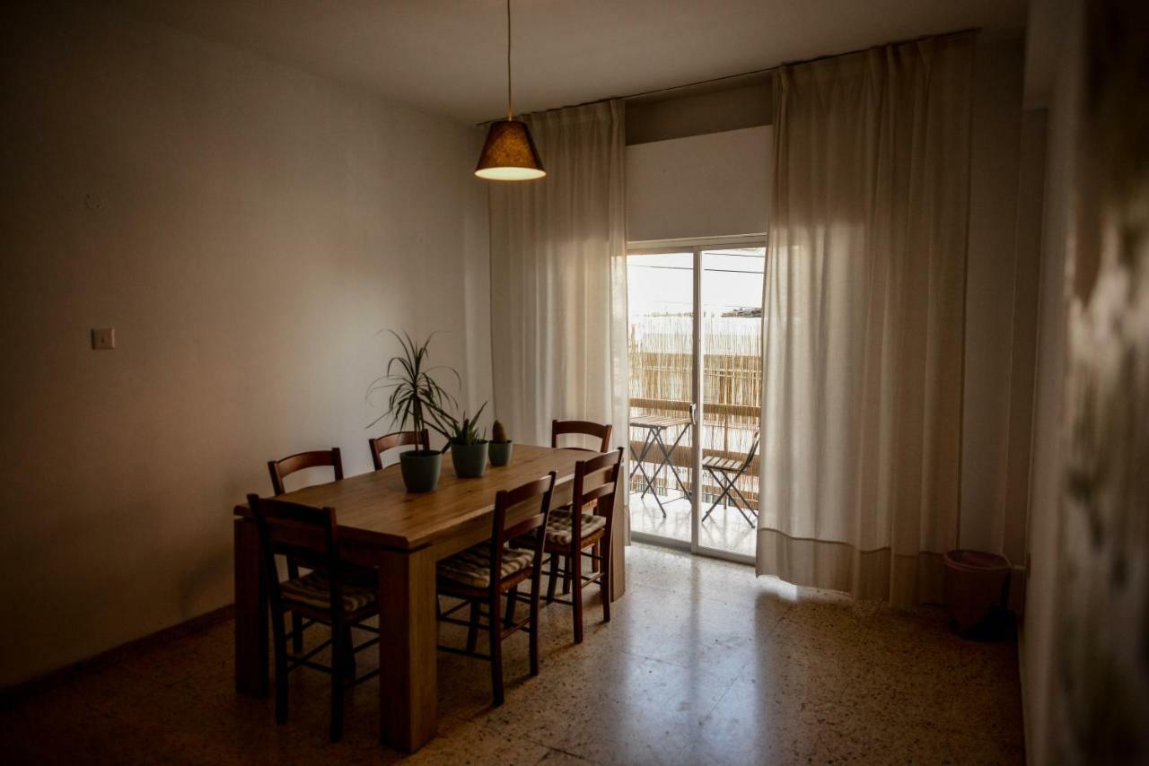 Katka Hostel Larnaca Eksteriør billede