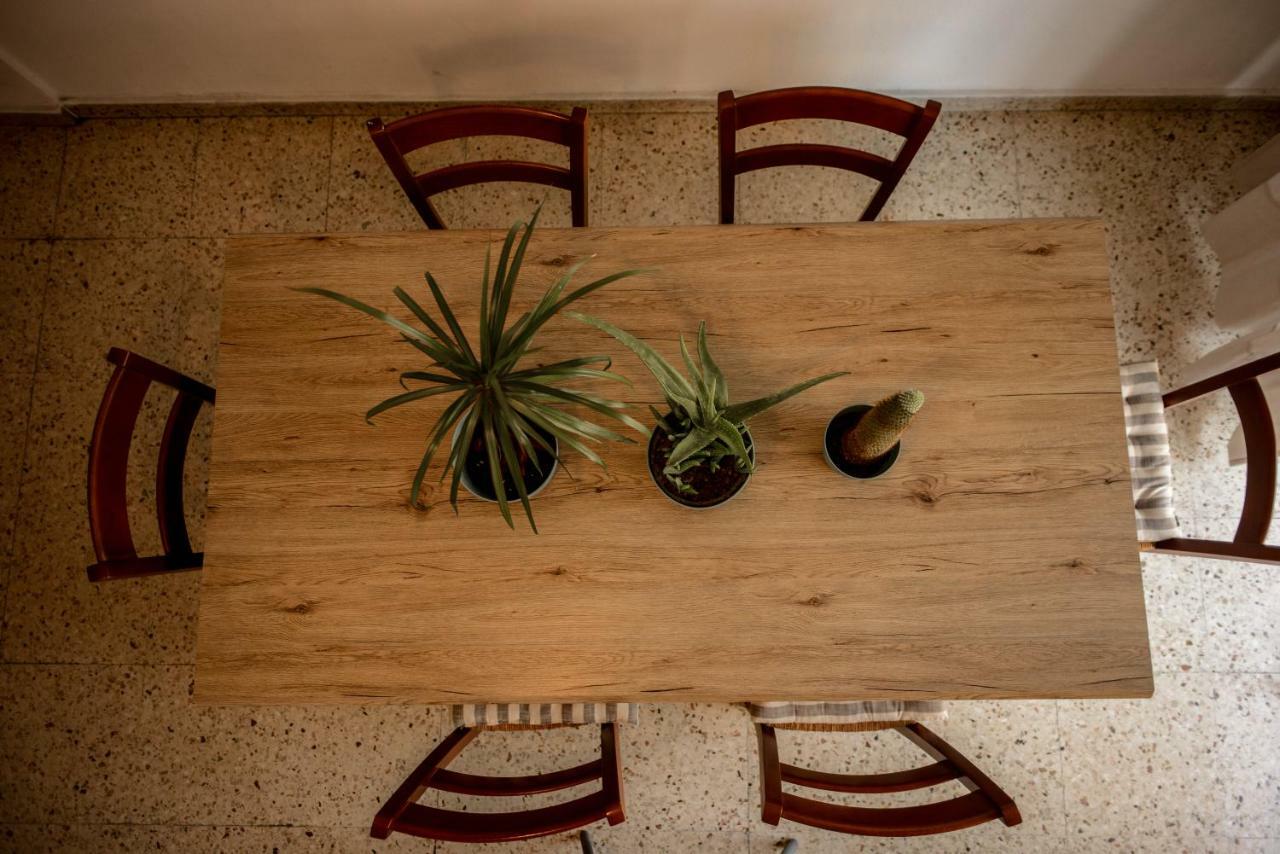 Katka Hostel Larnaca Eksteriør billede